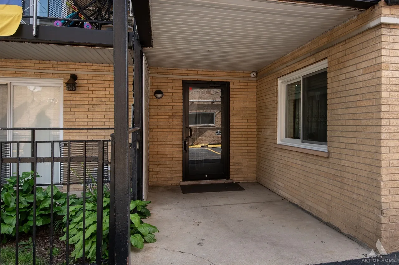 4624 RIVER Road 1B IL