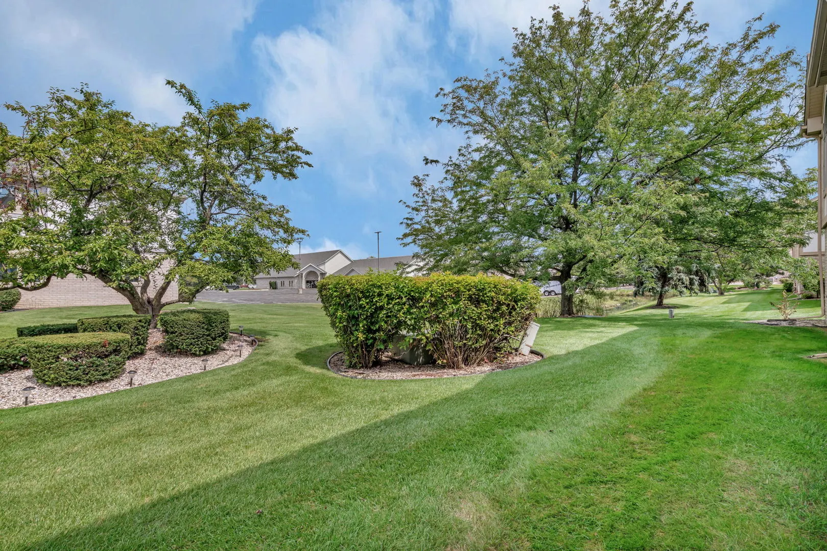 6430 Pinecone Drive 1W IL