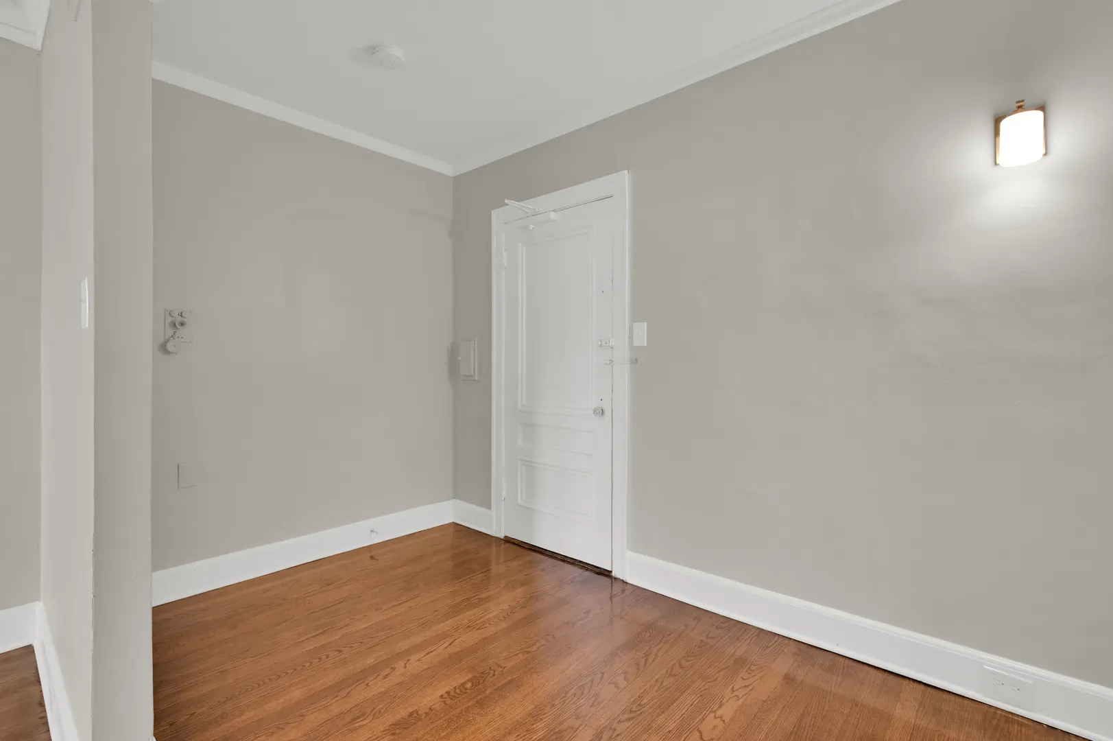 1755 E 55th Street 301 IL