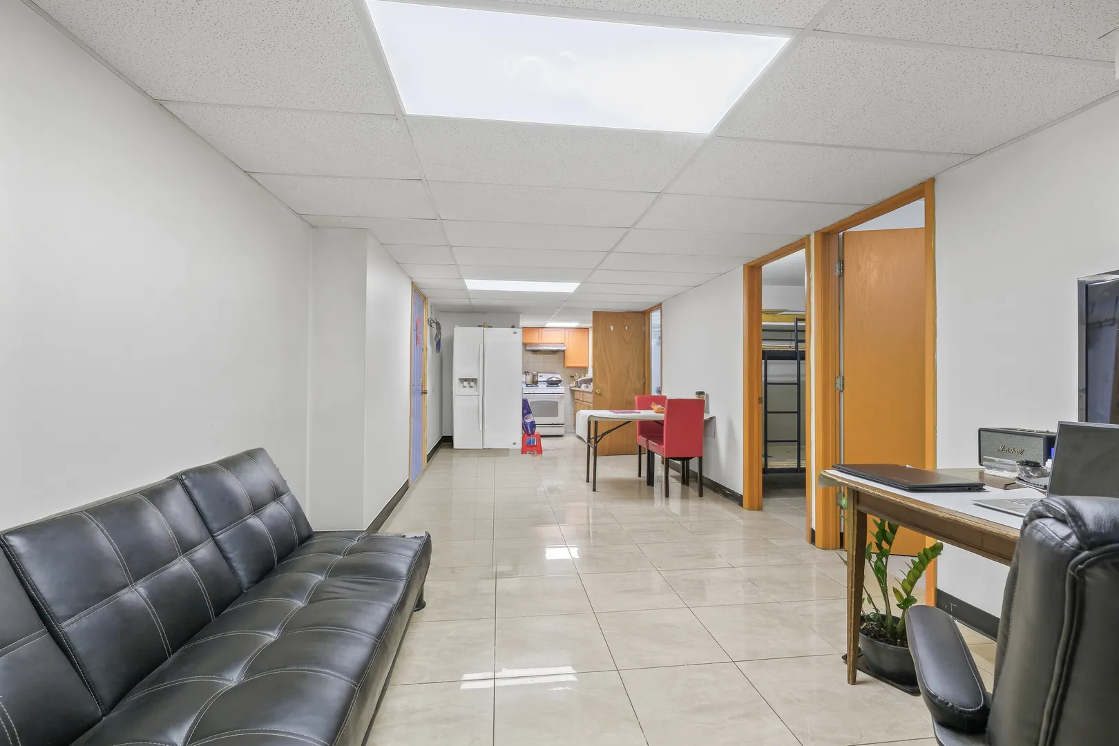 450 W 29th Street IL