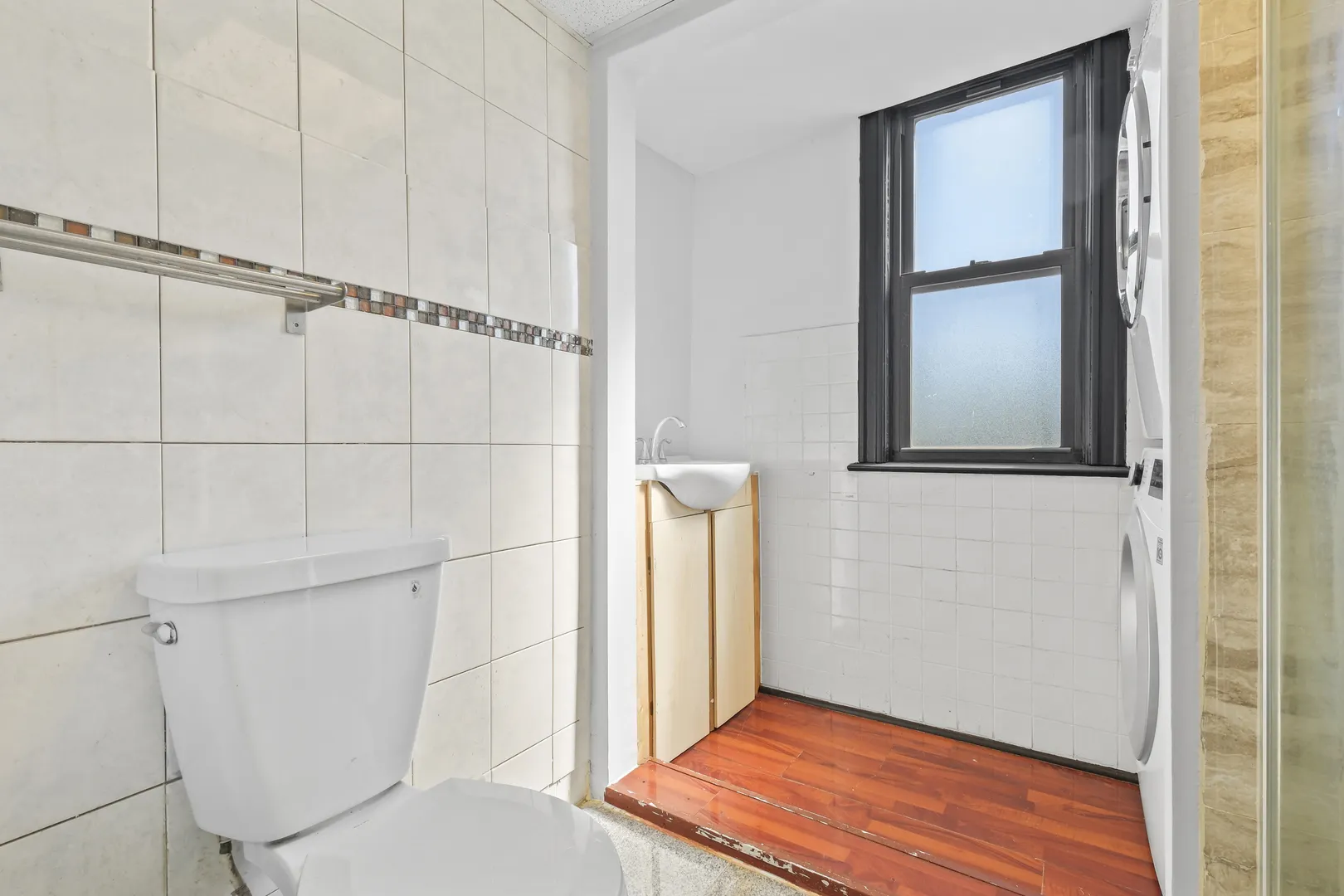 450 W 29th Street IL