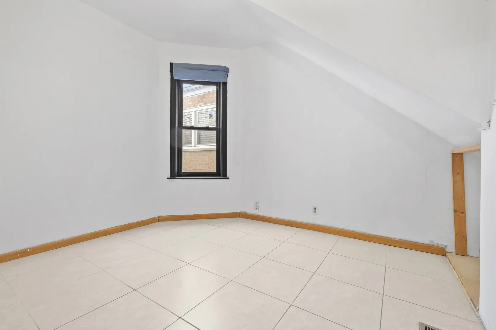 450 W 29th Street IL
