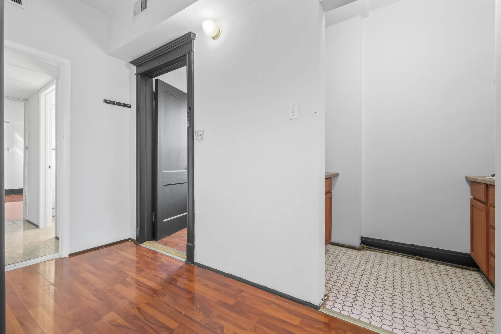450 W 29th Street IL