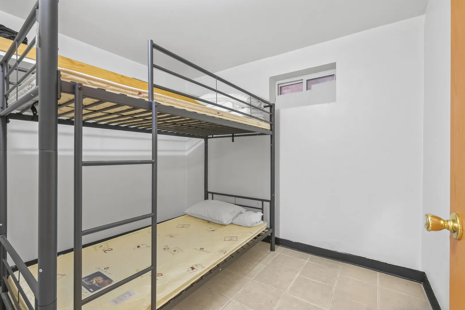 450 W 29th Street IL