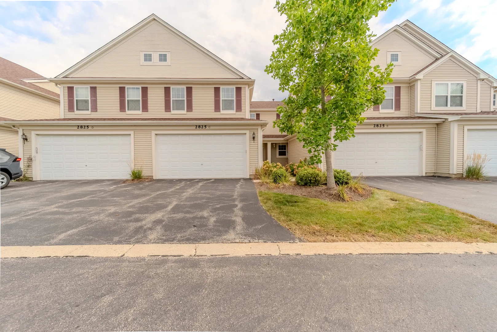 2825 Glacier Way C IL