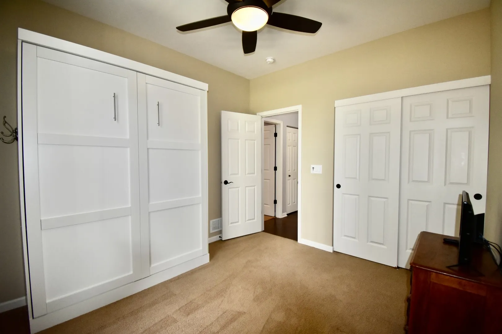 11916 Oakley Court IL
