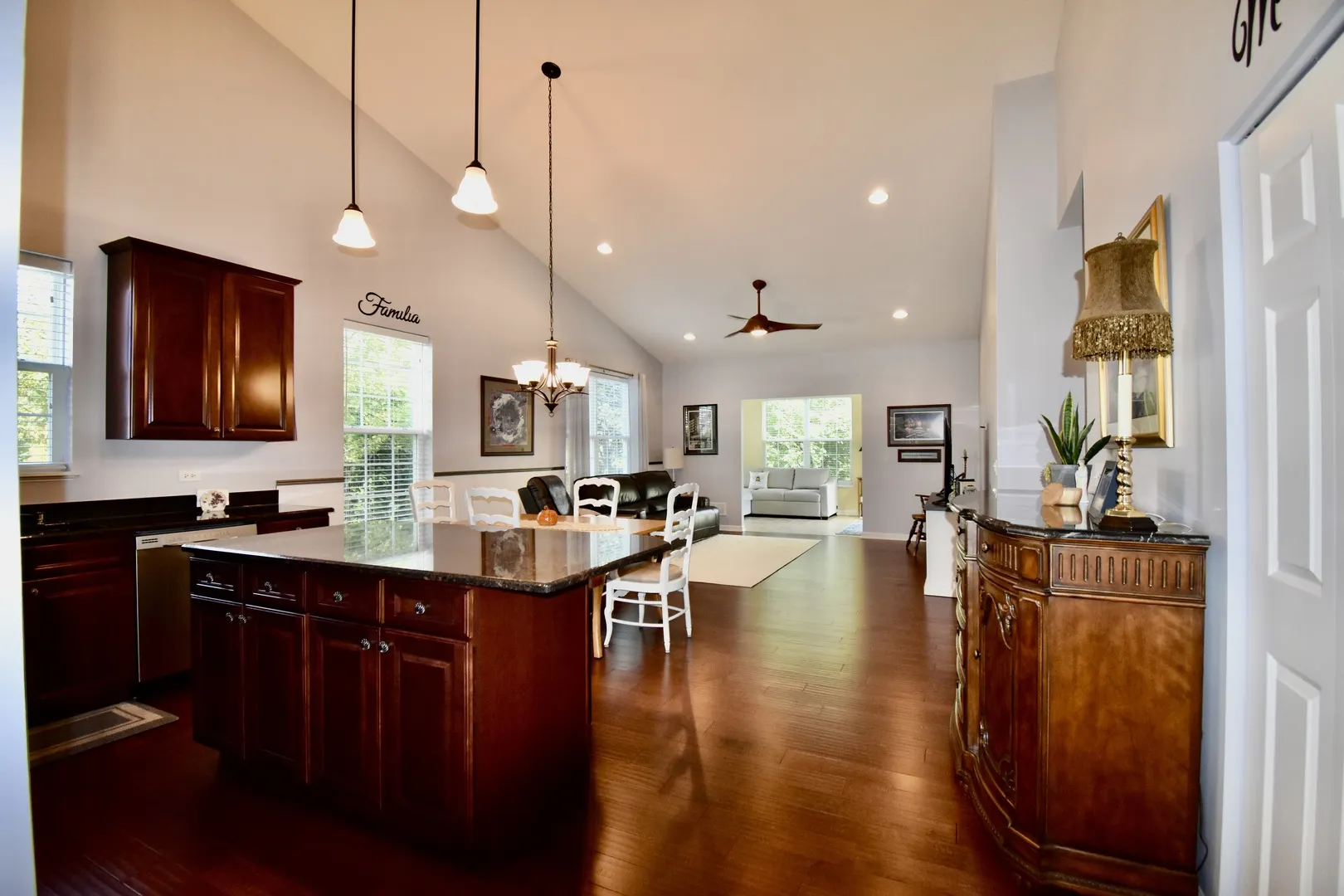 11916 Oakley Court IL