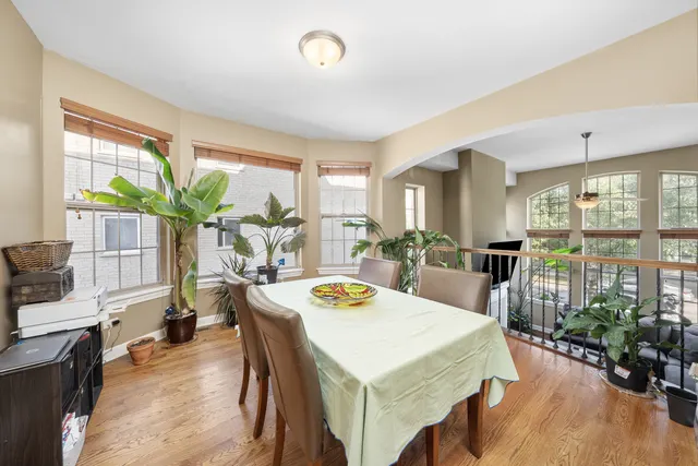 6637 W 64th Place IL