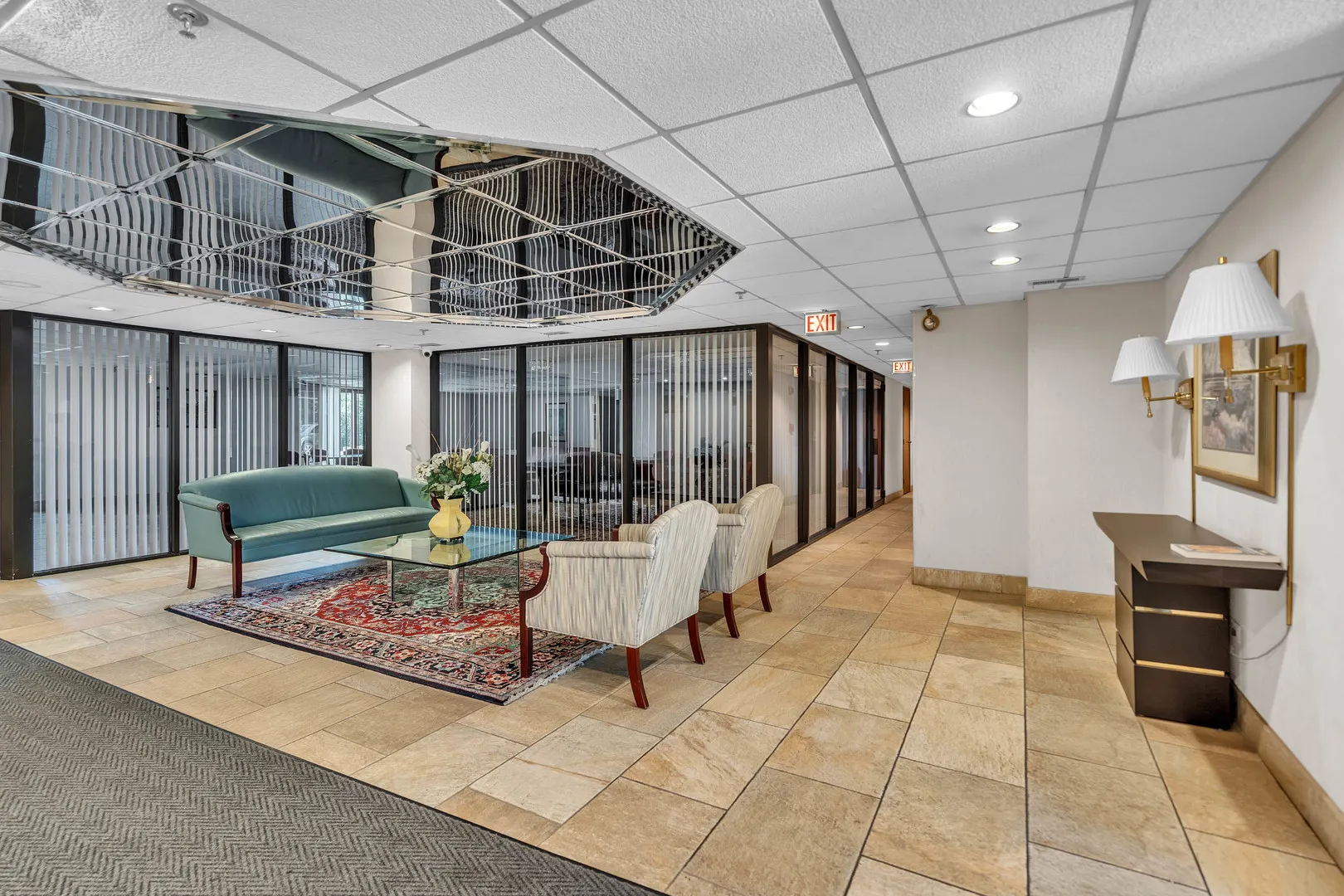 711 S RIVER Road 510 IL