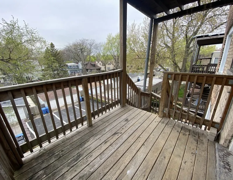 2029 W Jarvis Avenue 2 IL