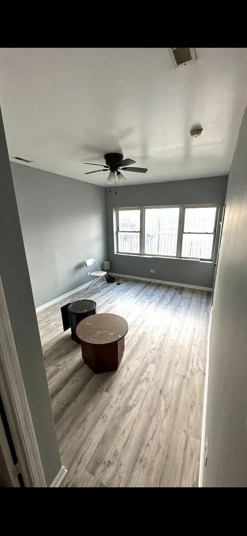 4226 W Ogden Avenue IL