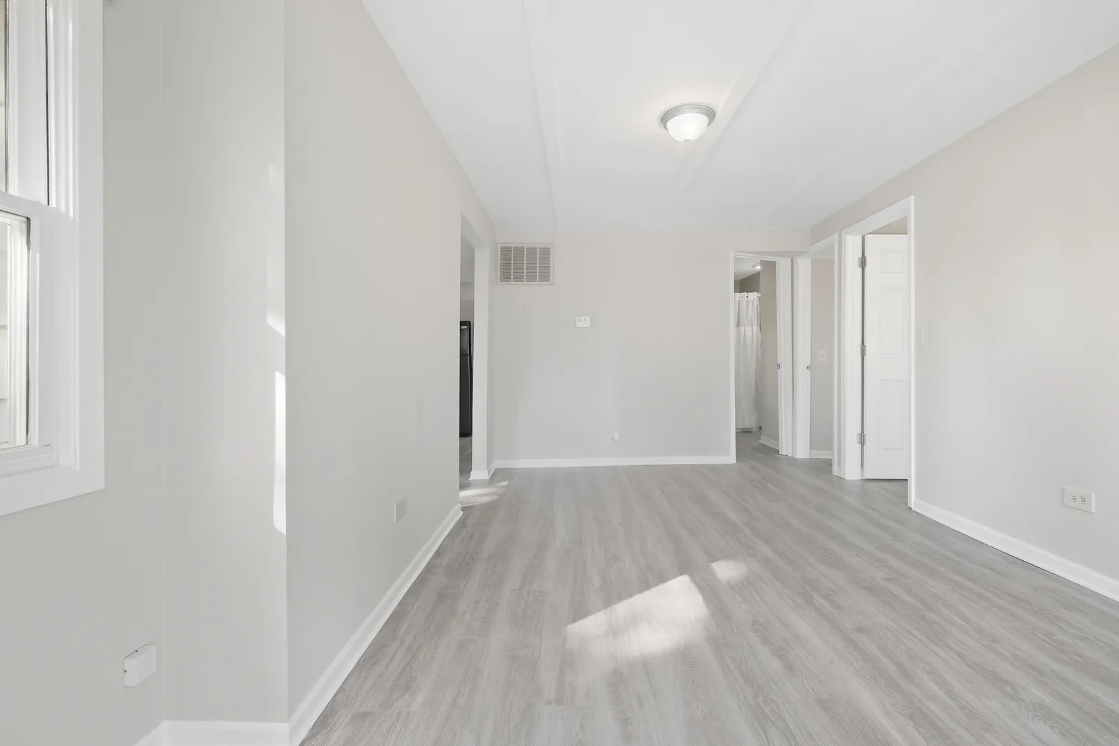 1218 Sunnyside Court IL