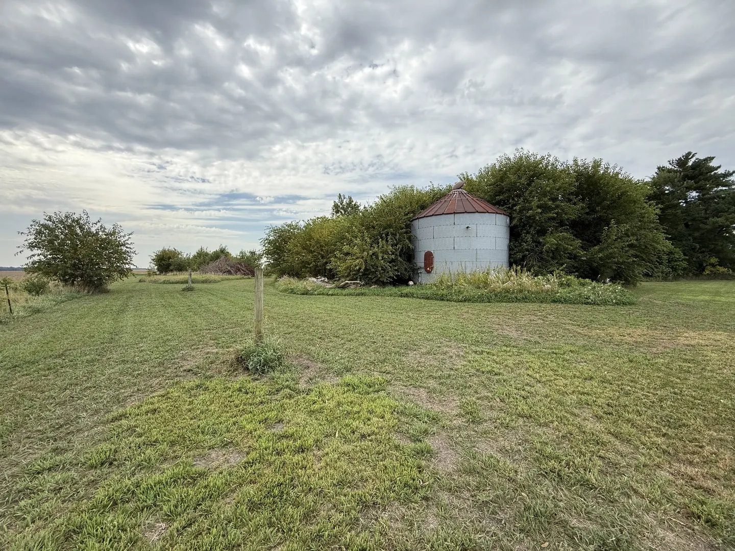 663 1525 East Street IL