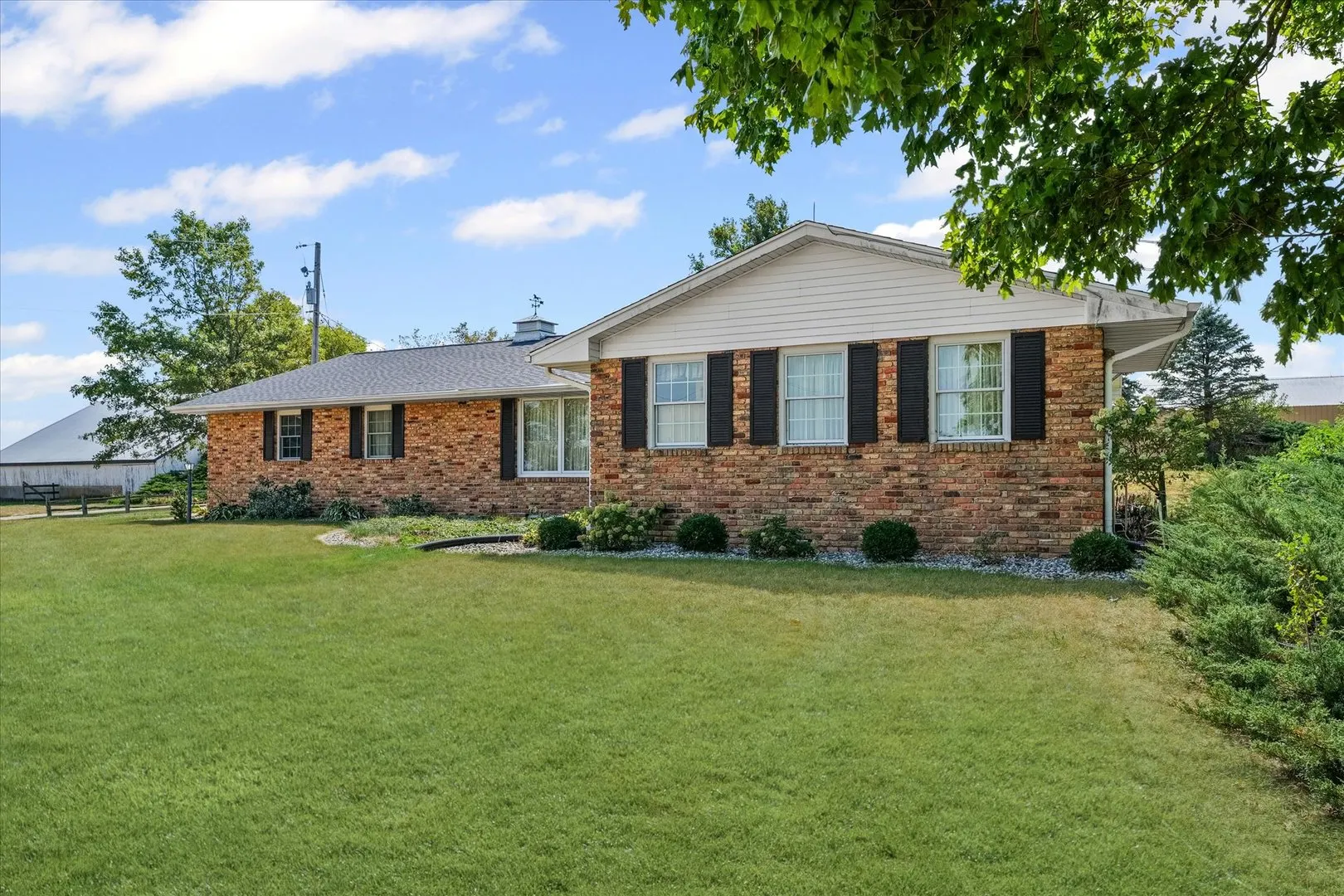 239 County Road 3300 IL