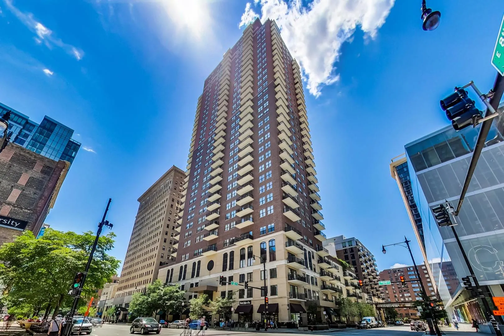 41 E 8th Street 1807 IL
