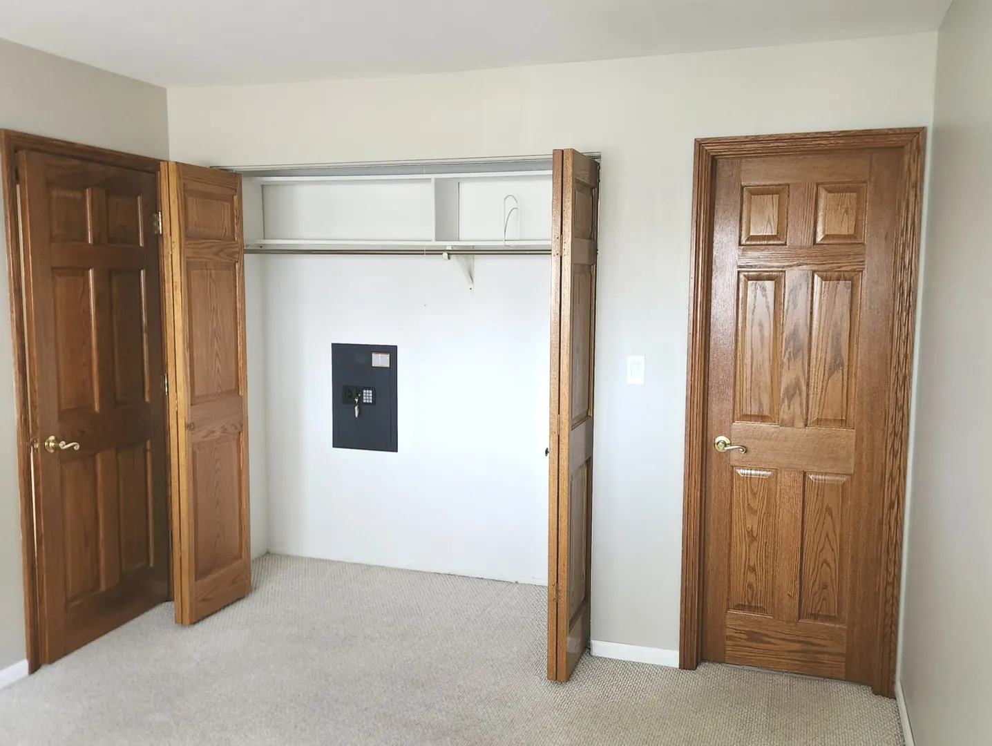 720 Ambleside Road IL