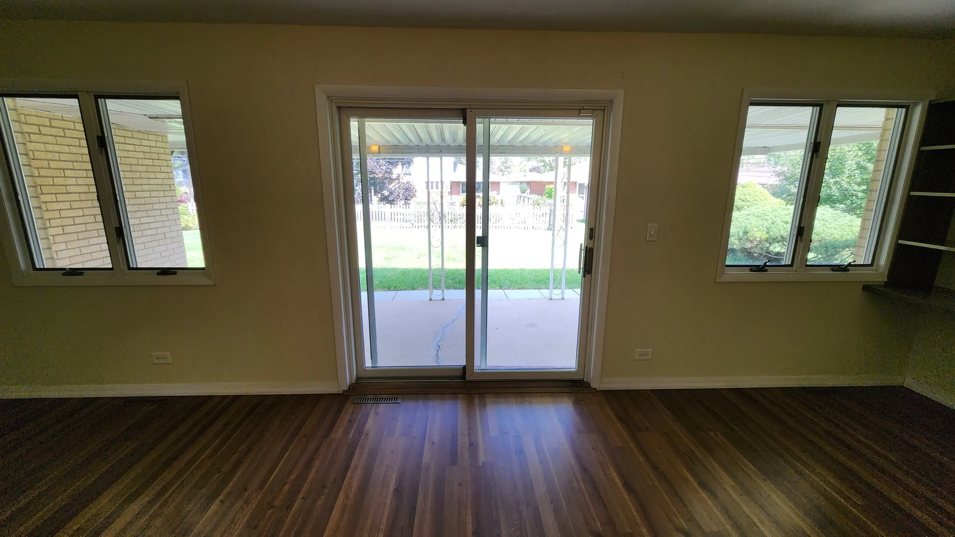 720 Ambleside Road IL