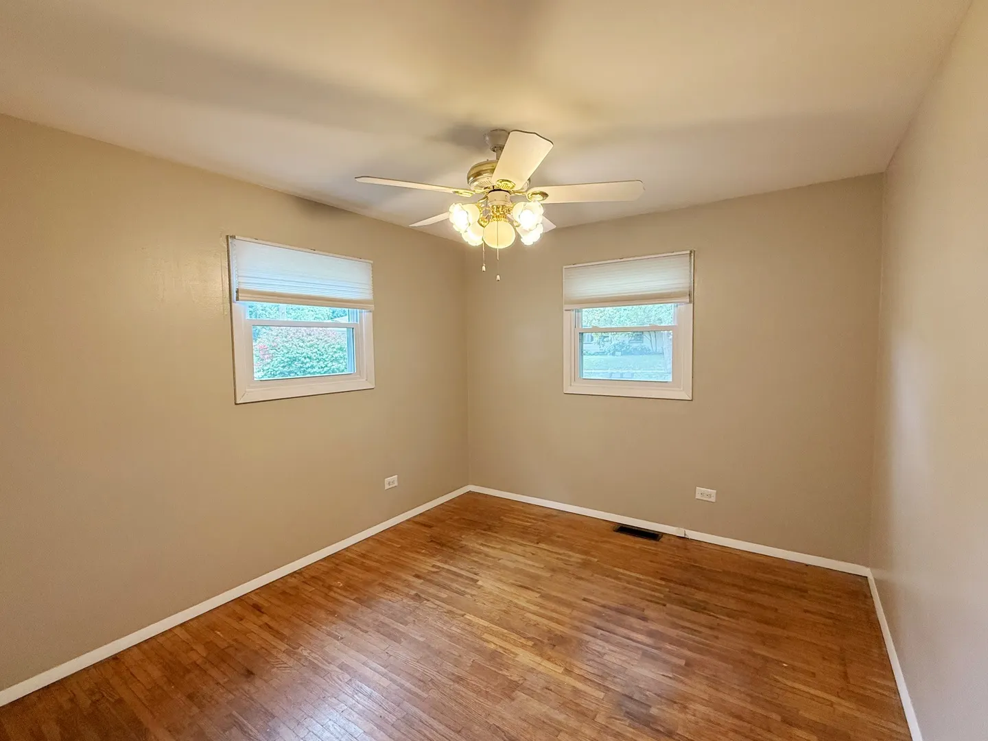 1106 Shoals Drive IL