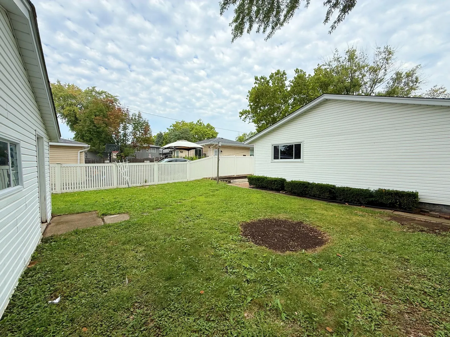 1106 Shoals Drive IL