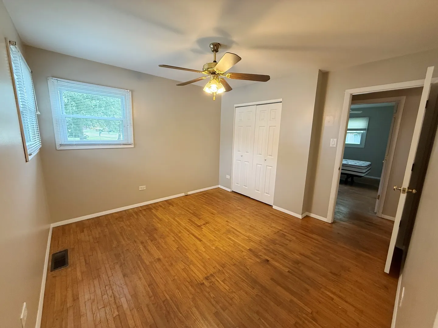 1106 Shoals Drive IL