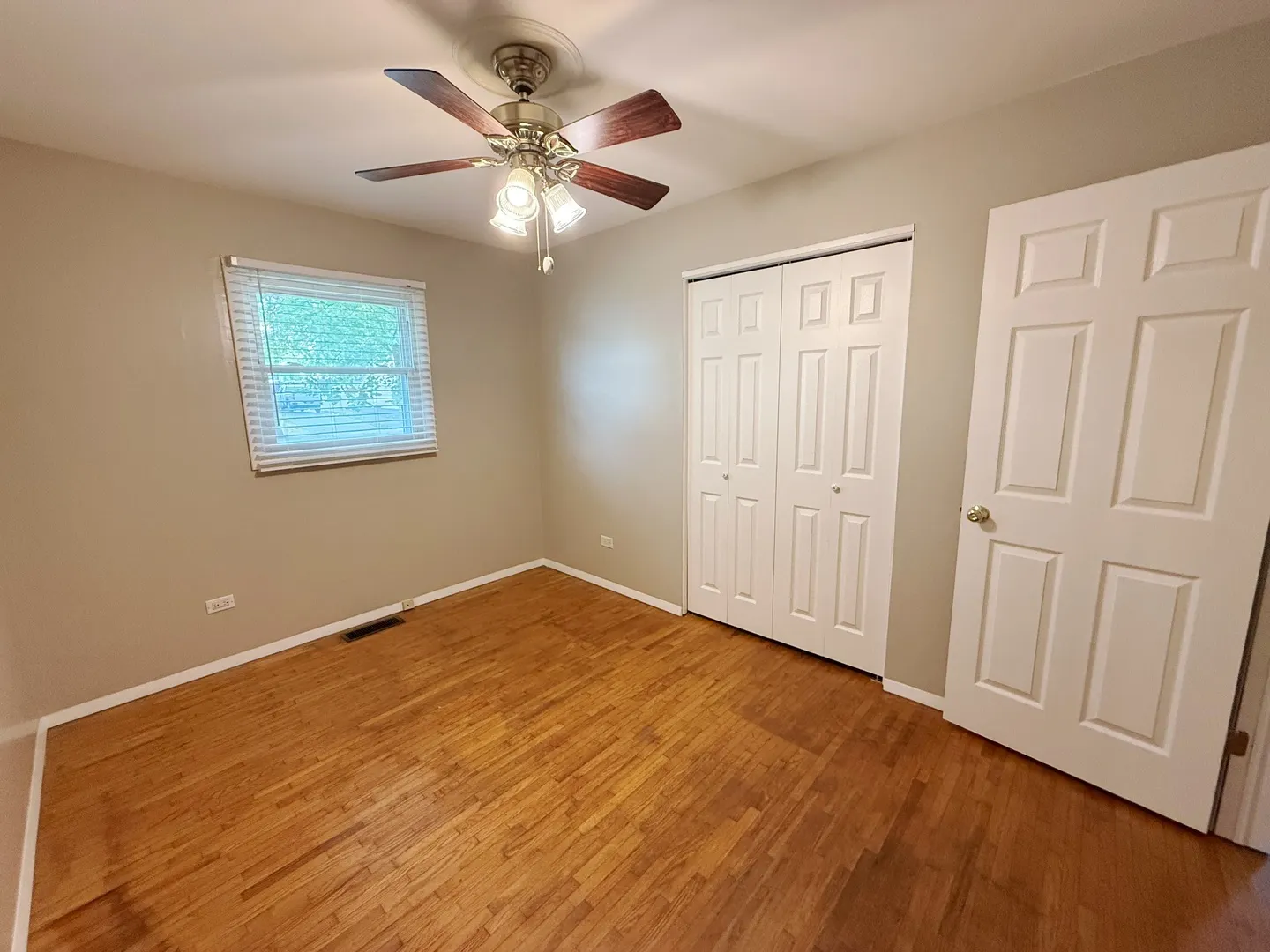 1106 Shoals Drive IL