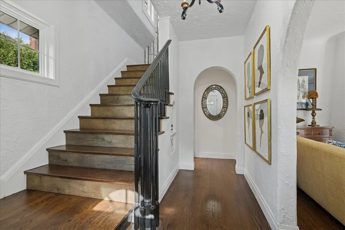 420 W Cook Avenue IL