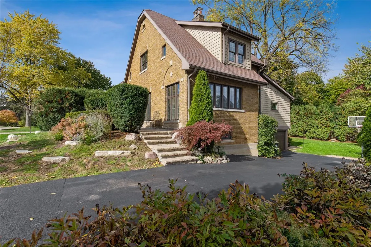 420 W Cook Avenue IL