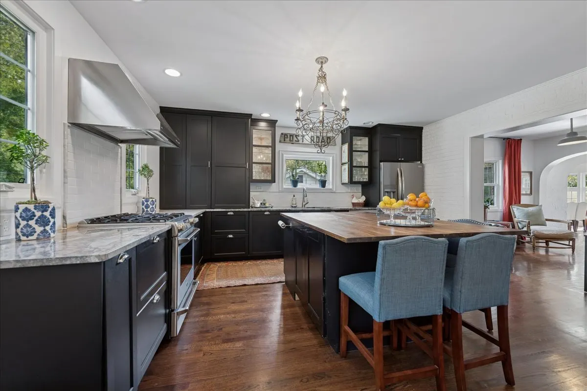 420 W Cook Avenue IL