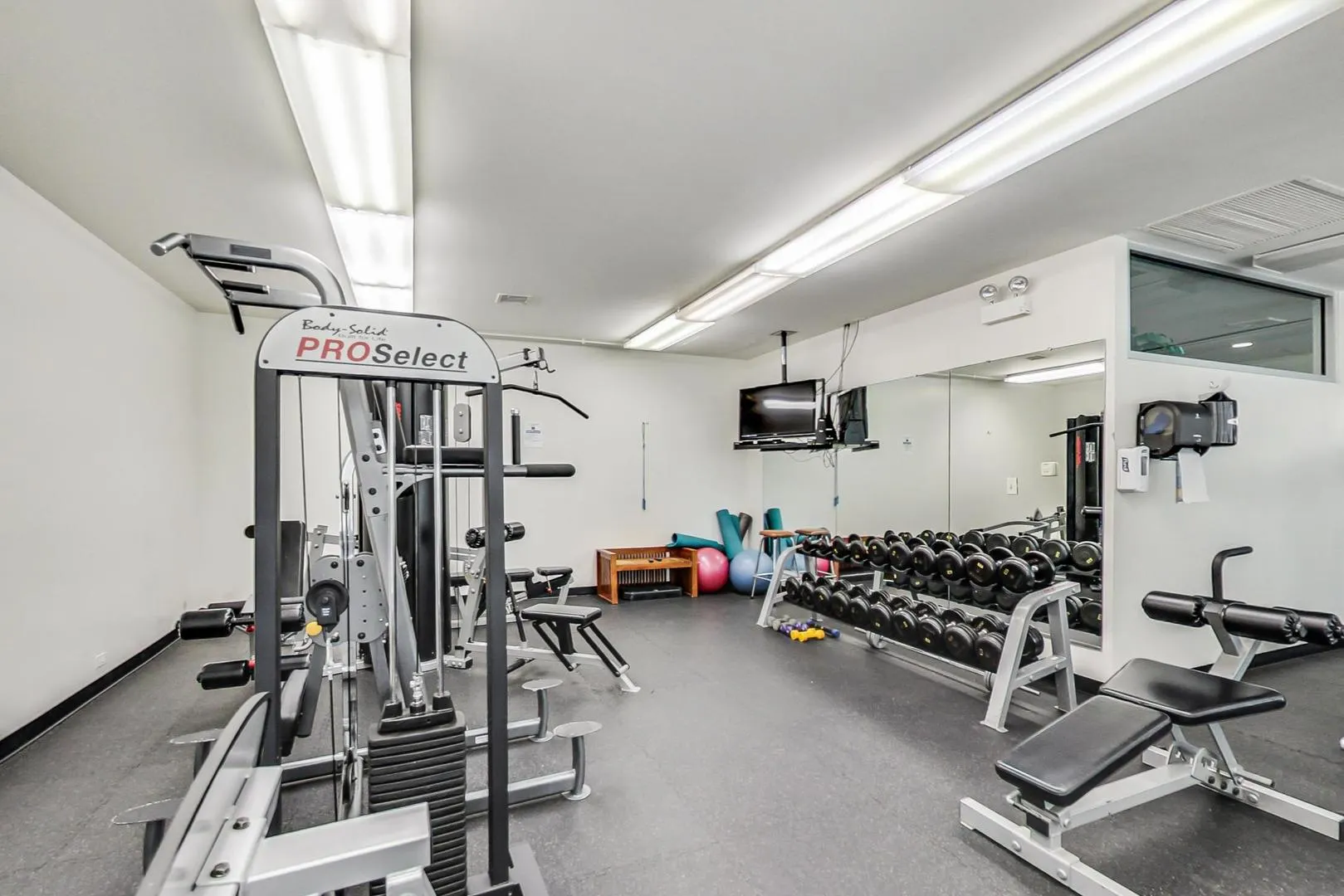 4800 S Chicago Beach Drive 1701N IL