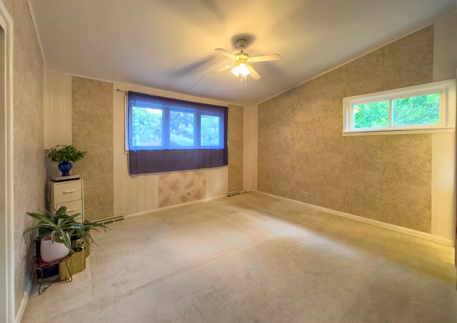 636 Clearview Drive IL
