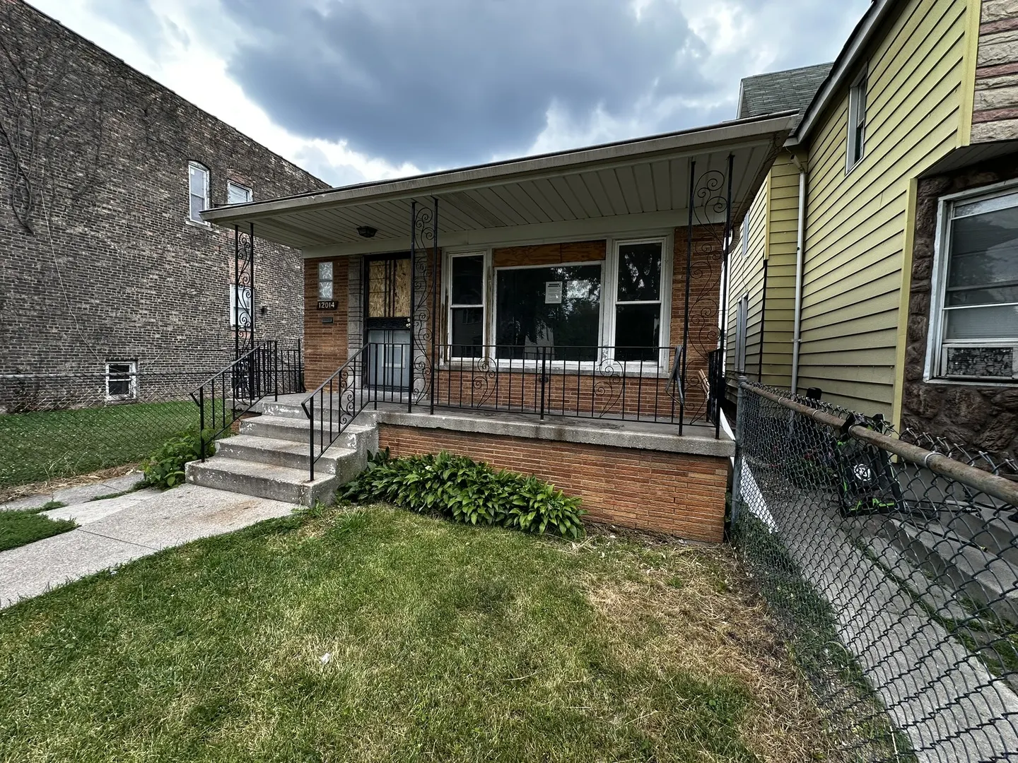 12014 S Wallace Street IL