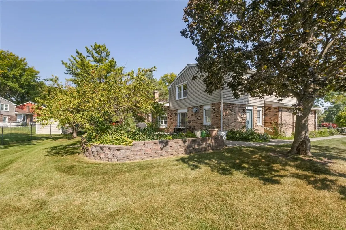 2624 N Prindle Avenue IL