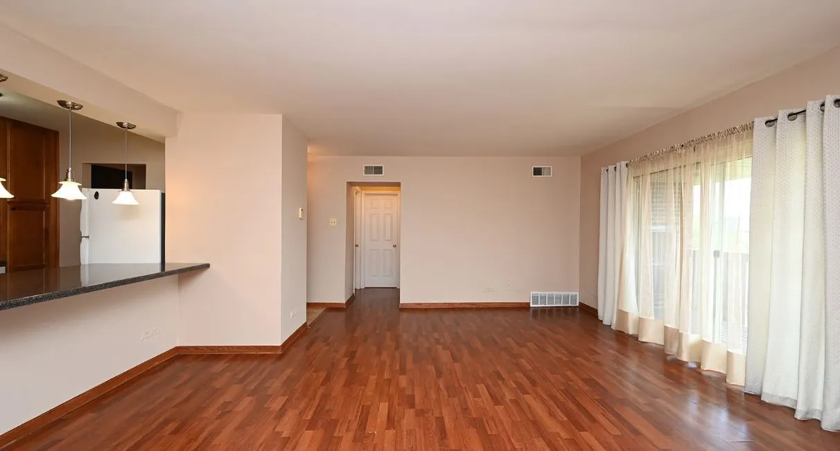 675 Grove Drive 409 IL