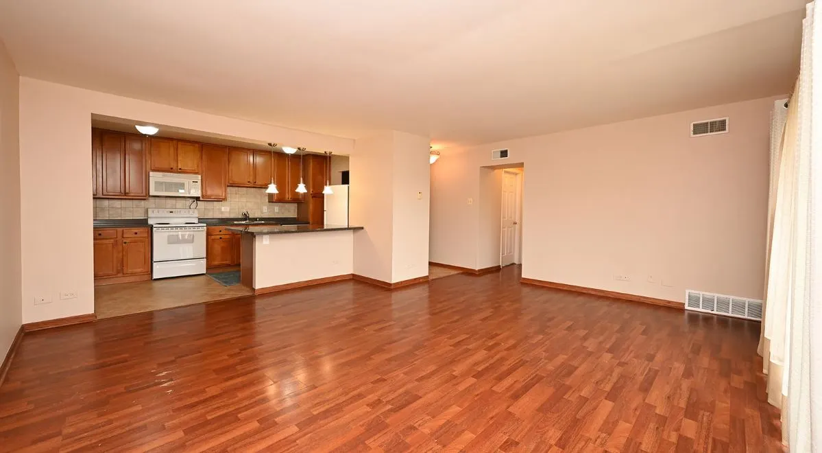 675 Grove Drive 409 IL