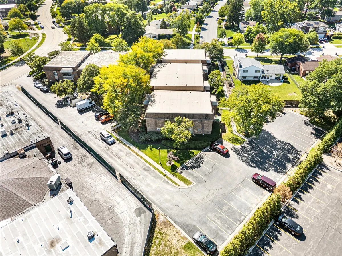 910 W Alleghany Drive 2A IL