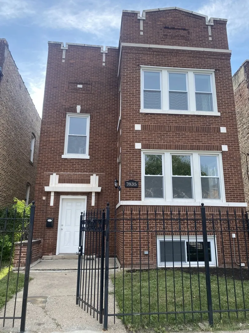 7835 S Carpenter Street IL