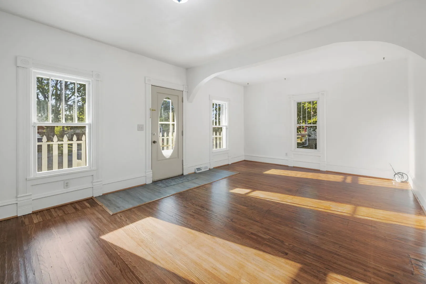 720 S Main Street IL