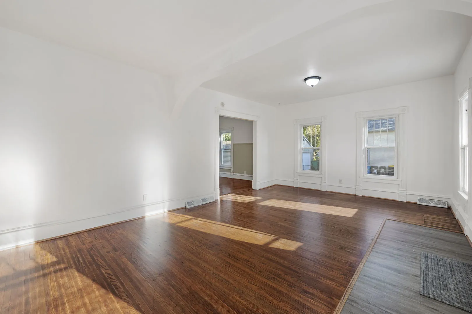 720 S Main Street IL