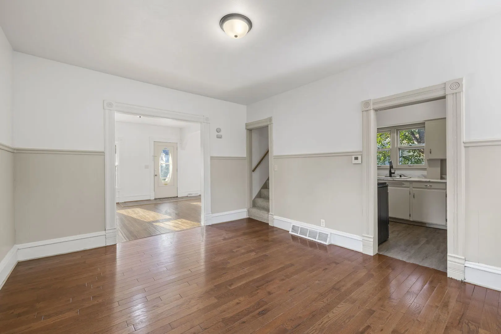 720 S Main Street IL