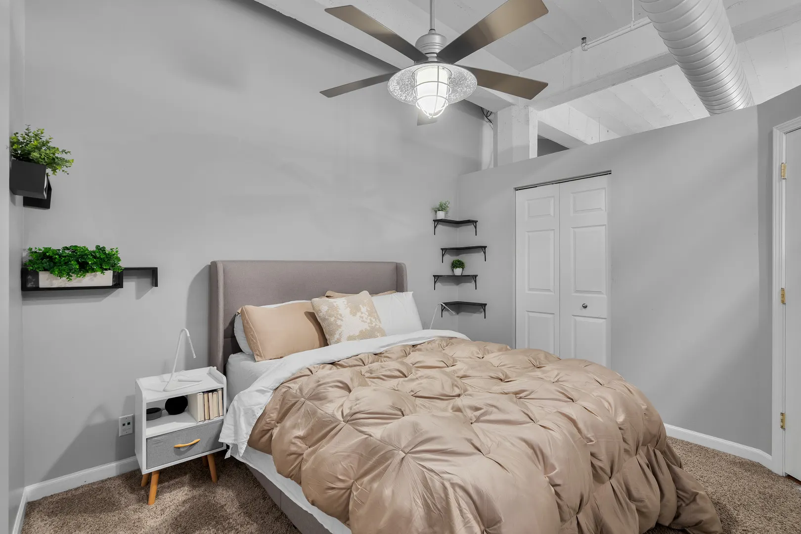 124 W Polk Street 905 IL