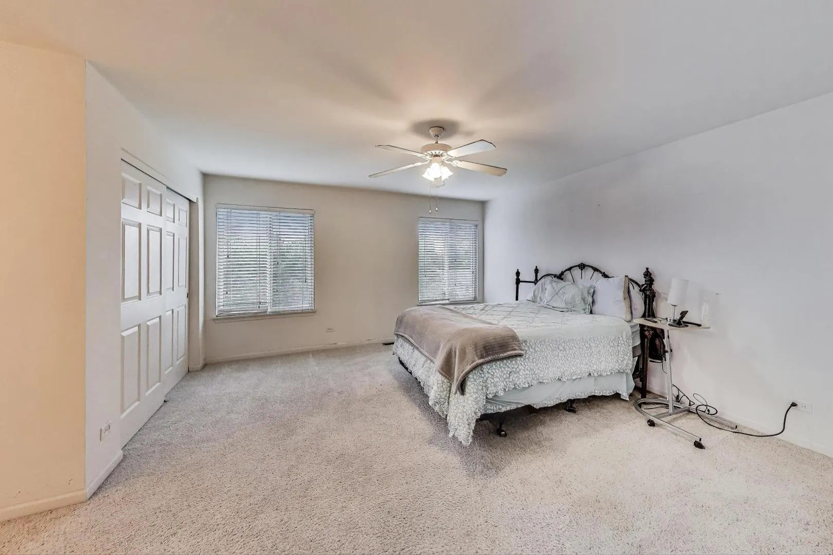 2922 Discovery Drive IL