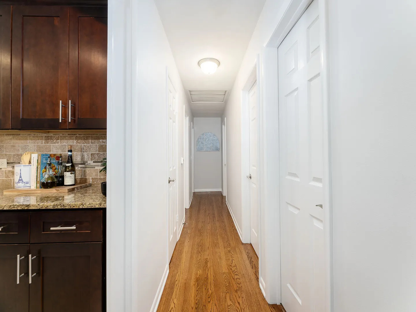 358 E Saint Charles Road IL