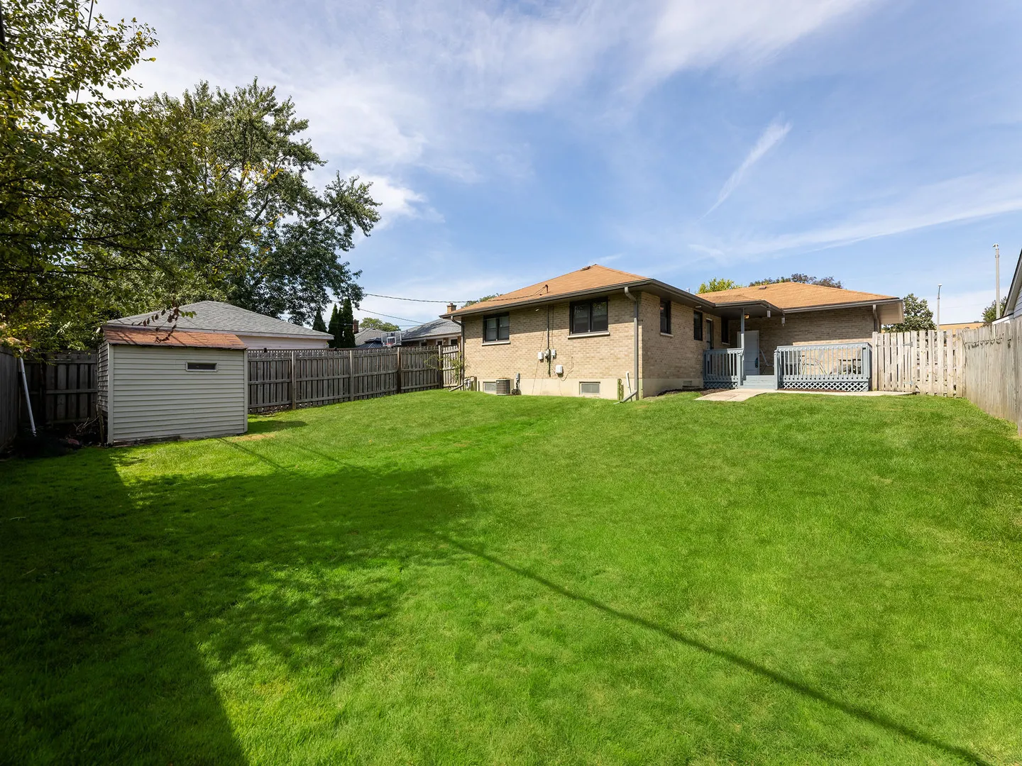 358 E Saint Charles Road IL