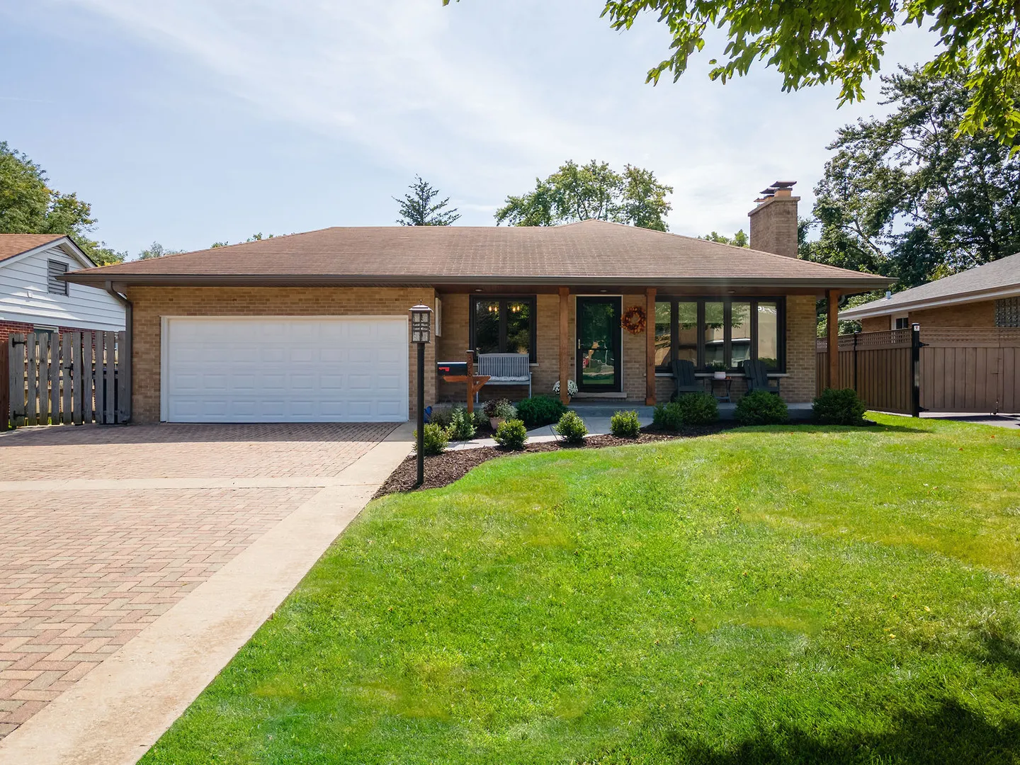 358 E Saint Charles Road IL