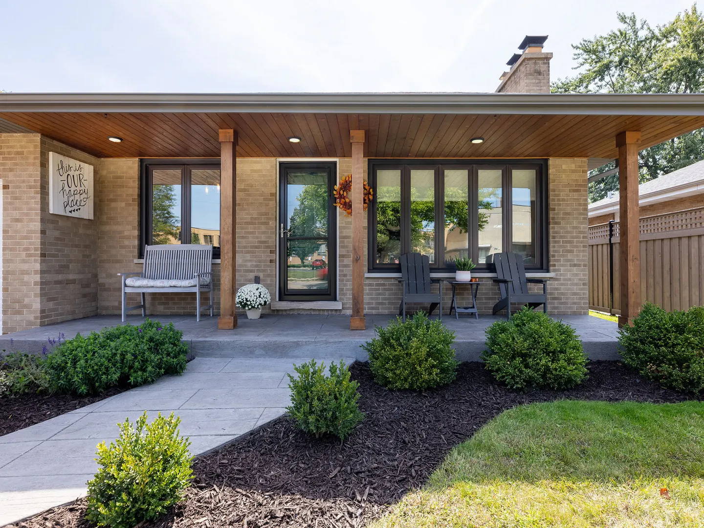 358 E Saint Charles Road IL
