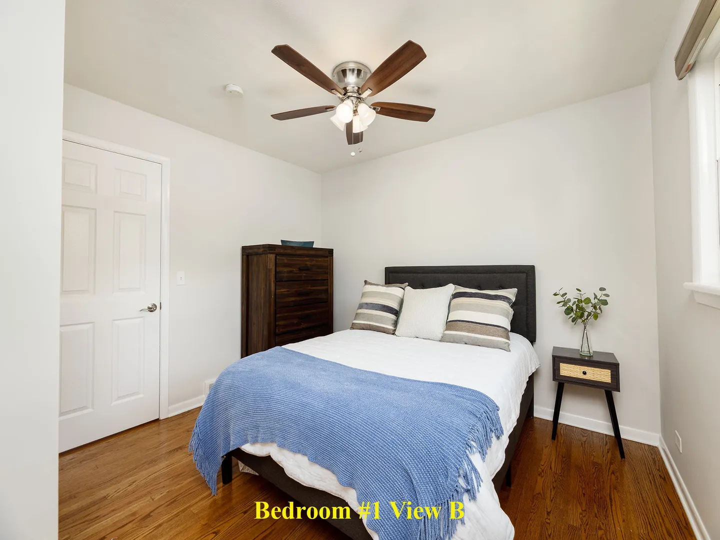 358 E Saint Charles Road IL