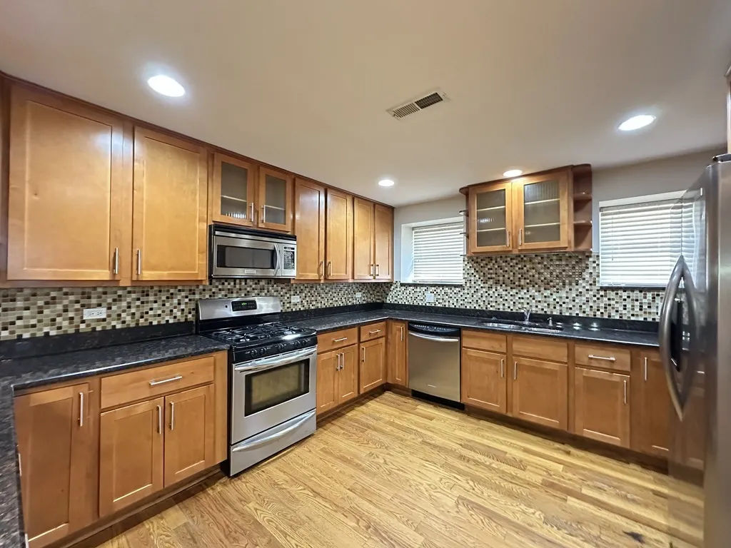 1116 E 46TH Street GE IL