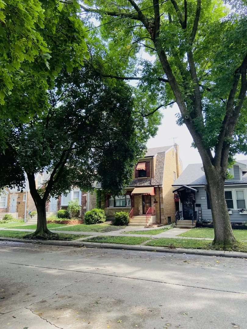 5323 N New England Avenue IL