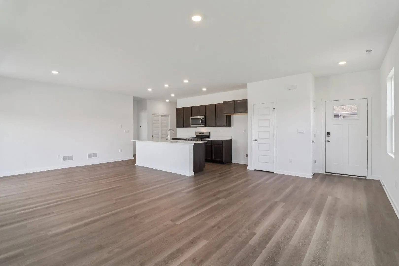 1077 Savannah Lane IL