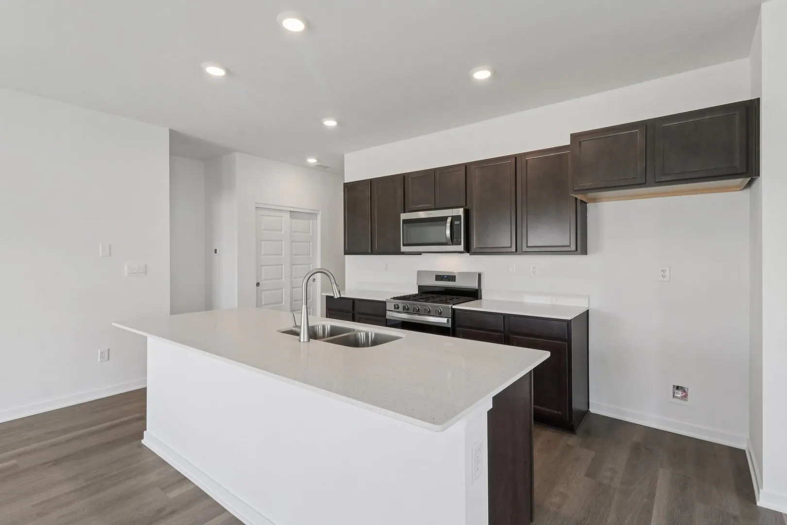 1077 Savannah Lane IL